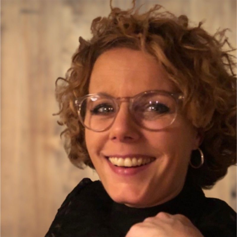 Venskab starter med et hej 👋